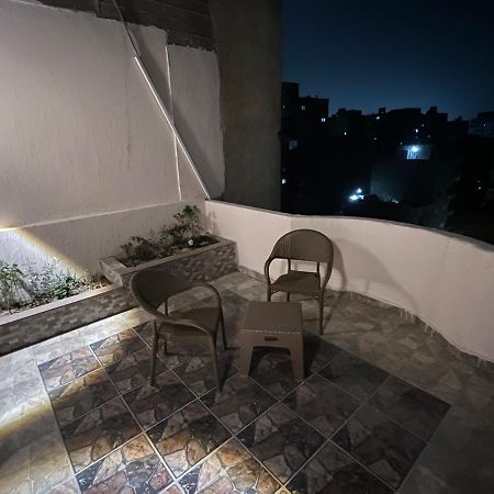 Near The Pyramids Inn Nazlet el-Sîsi المظهر الخارجي الصورة