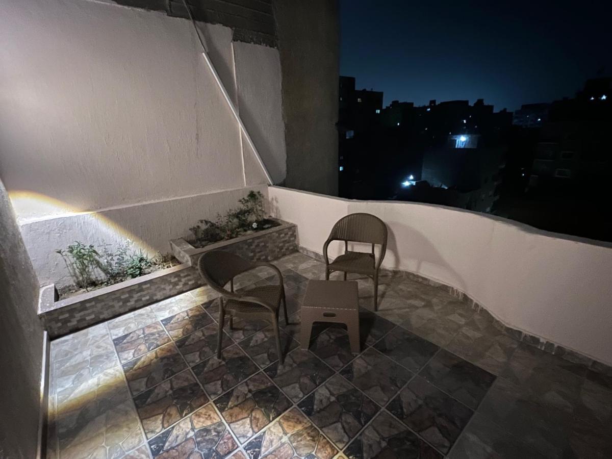 Near The Pyramids Inn Nazlet el-Sîsi المظهر الخارجي الصورة